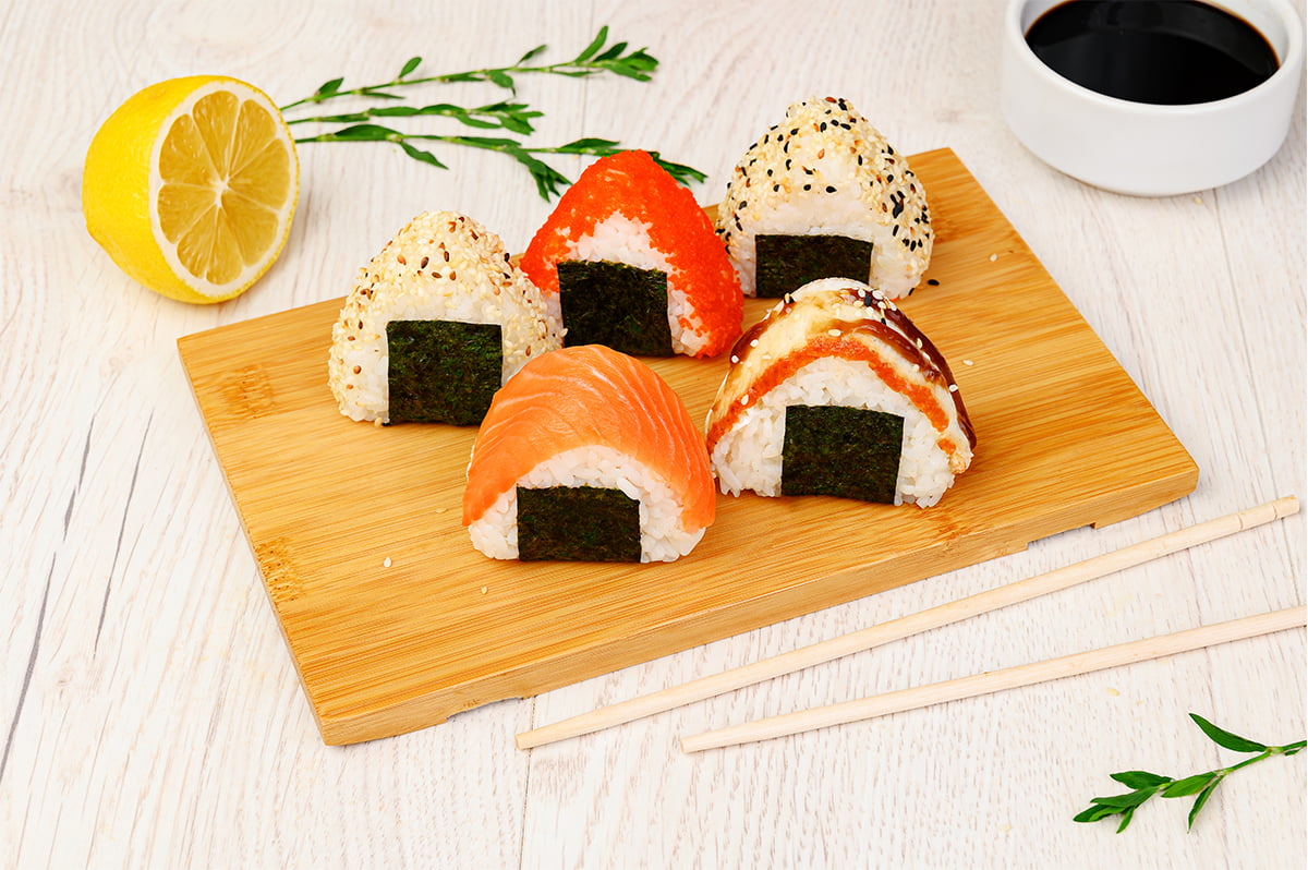 картинка Онигири Сет от магазина Sushi-Love